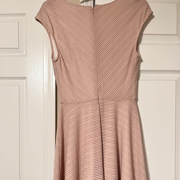 Bar III summer dress in size medium! - Picture 2 of 2